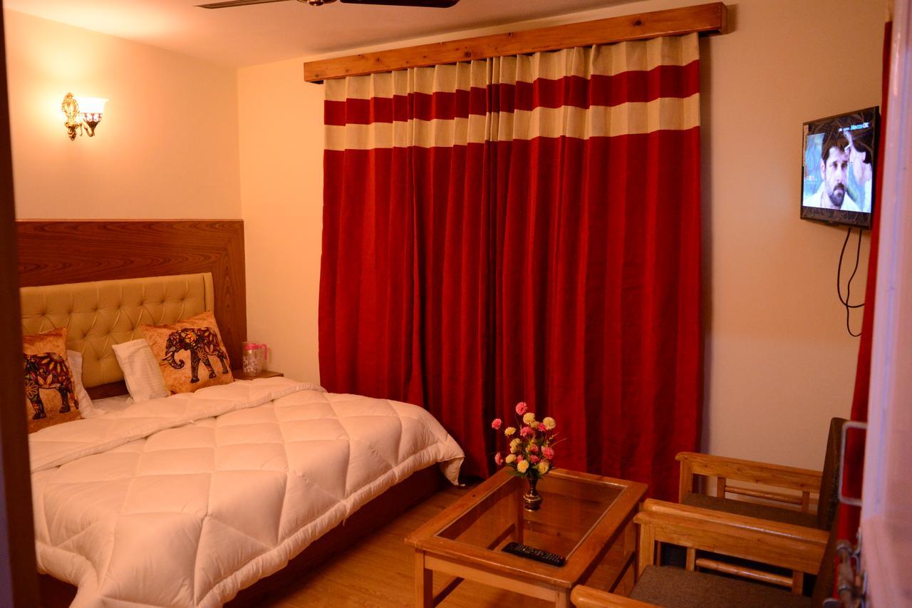 Ambika Bliss Bed and Breakfast Manāli Exterior foto